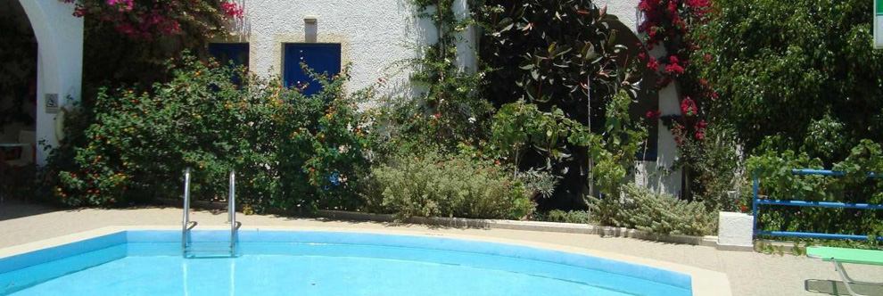 Heraklion Crete Airport Taxi to Creta Sun Hotel Studios in Agia Pelagia