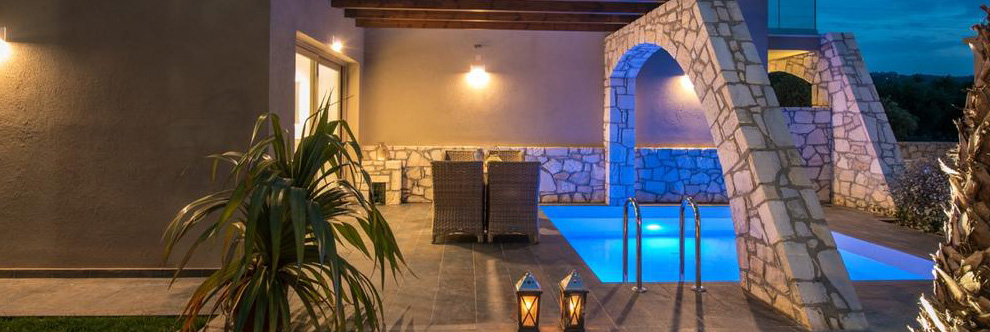 Heraklion Crete Airport Taxi to Diamond Village Hotel in Hersonissos