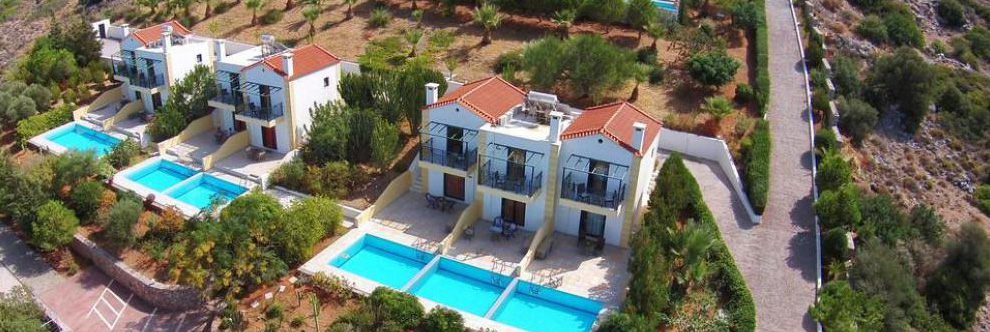 Heraklion Crete Airport Taxi to Golden Villas Hotel in Hersonissos