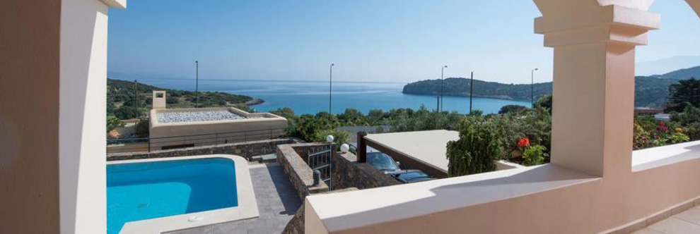 Heraklion Crete Airport Taxi to Sea Breeze Villa in Istron