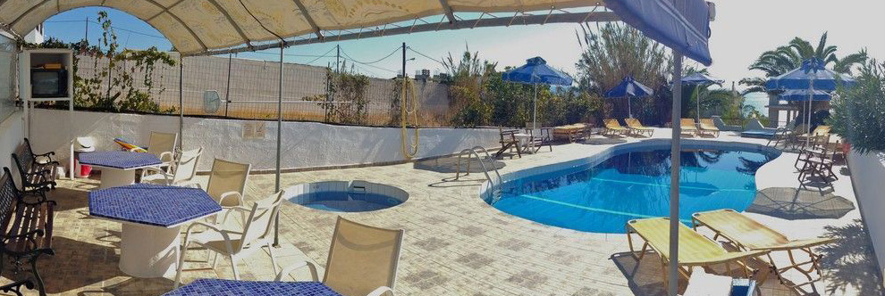 Heraklion Crete Airport Taxi to Helios Studios and Apartments Hotel in Makris Gialos
